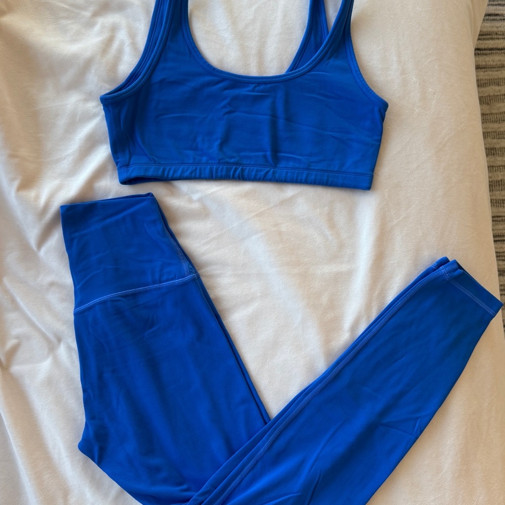 Aritzia Golden Butter Set